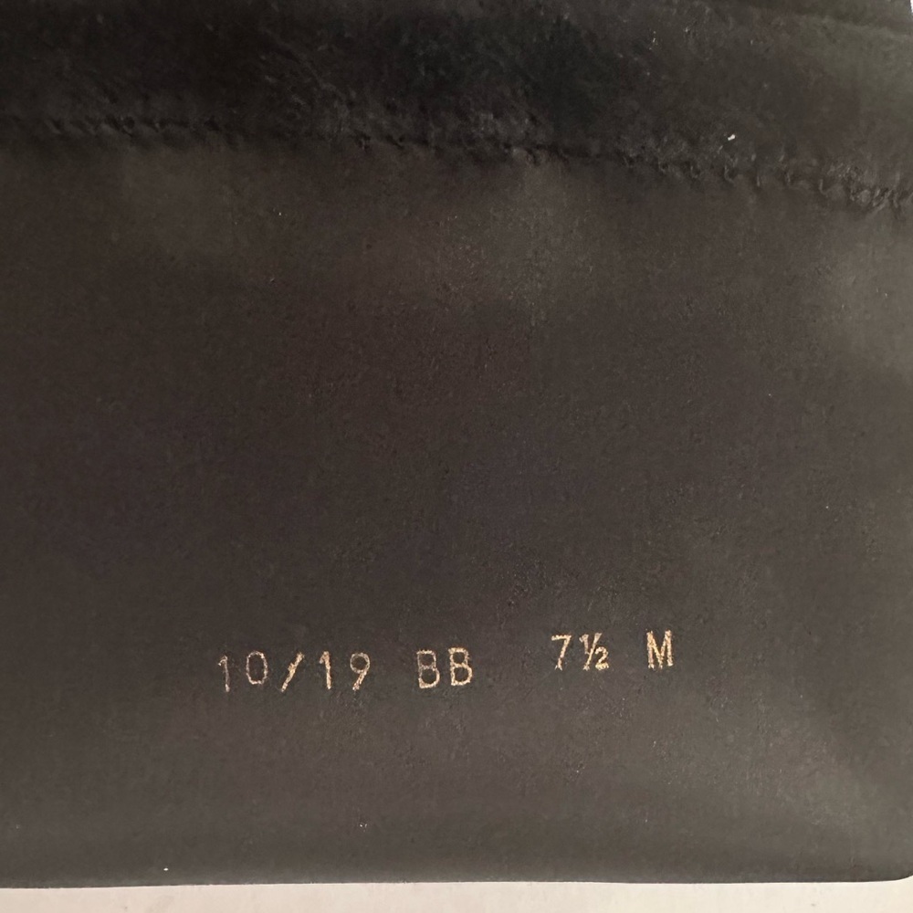 STUART WEITZMAN  
OVER THE KNEE BOOTS - Picture 13 of 13